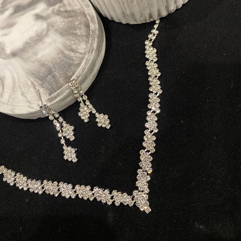 Floral Rhinestone Collar Set